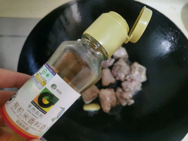 红烧排骨烧土豆