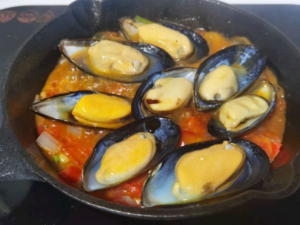 十分钟茄汁焗贻贝