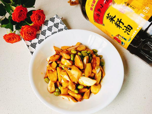 外婆乡油焖茭白毛豆