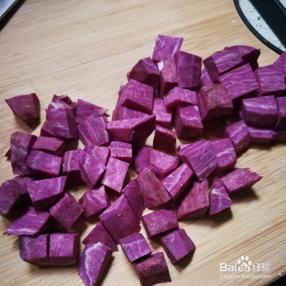 丧失自制力的紫薯桃胶银莲羹