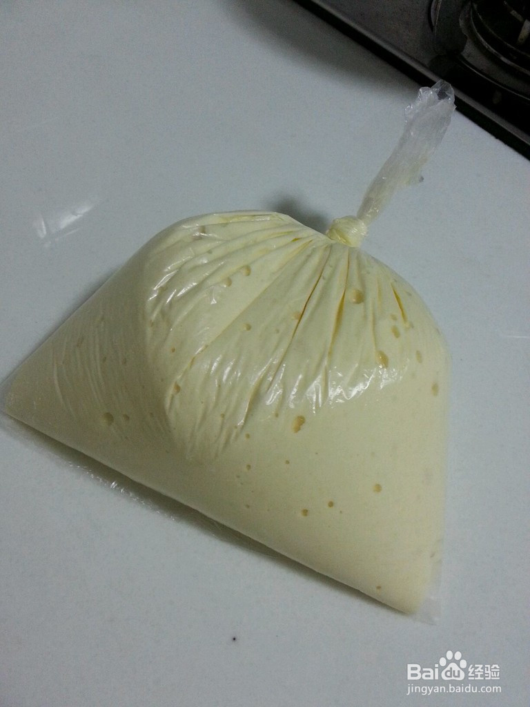 分蛋海绵杯子蛋糕的做法