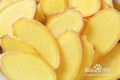 餐桌上必备的宴客菜 油焖大虾