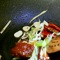 口感十足的豆瓣鸡