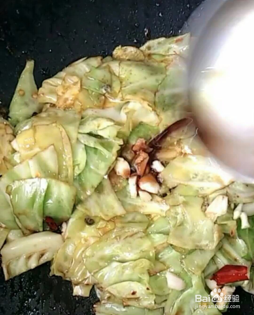 炝炒圆白菜做法