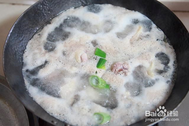 腐乳焖鸭腿忘不了的味道