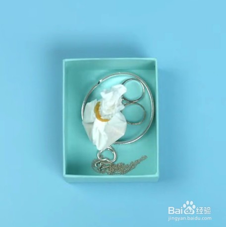 过期的化妆品可以再利用