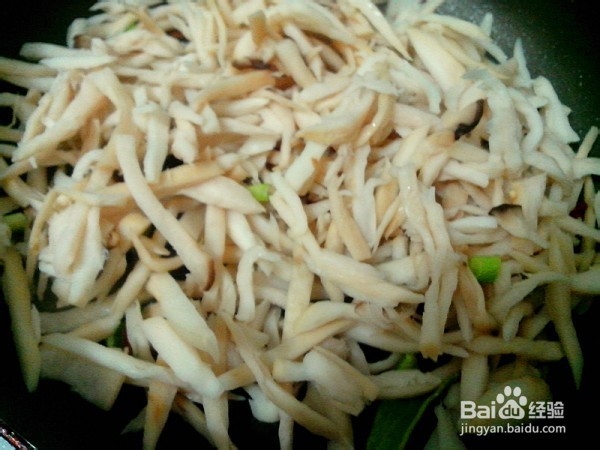 蚝油鸡腿菇的做法