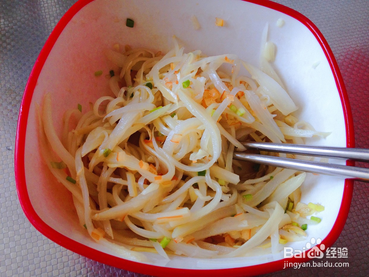 凉拌藕丝的做法