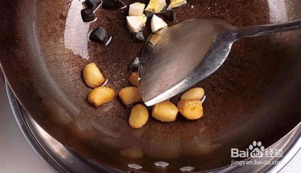 金银蛋浸菠菜的做法