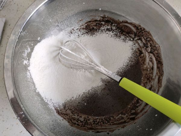 巧克力奶油蛋糕