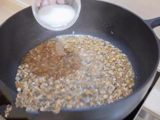 香菇肉末土豆泥怎么做？