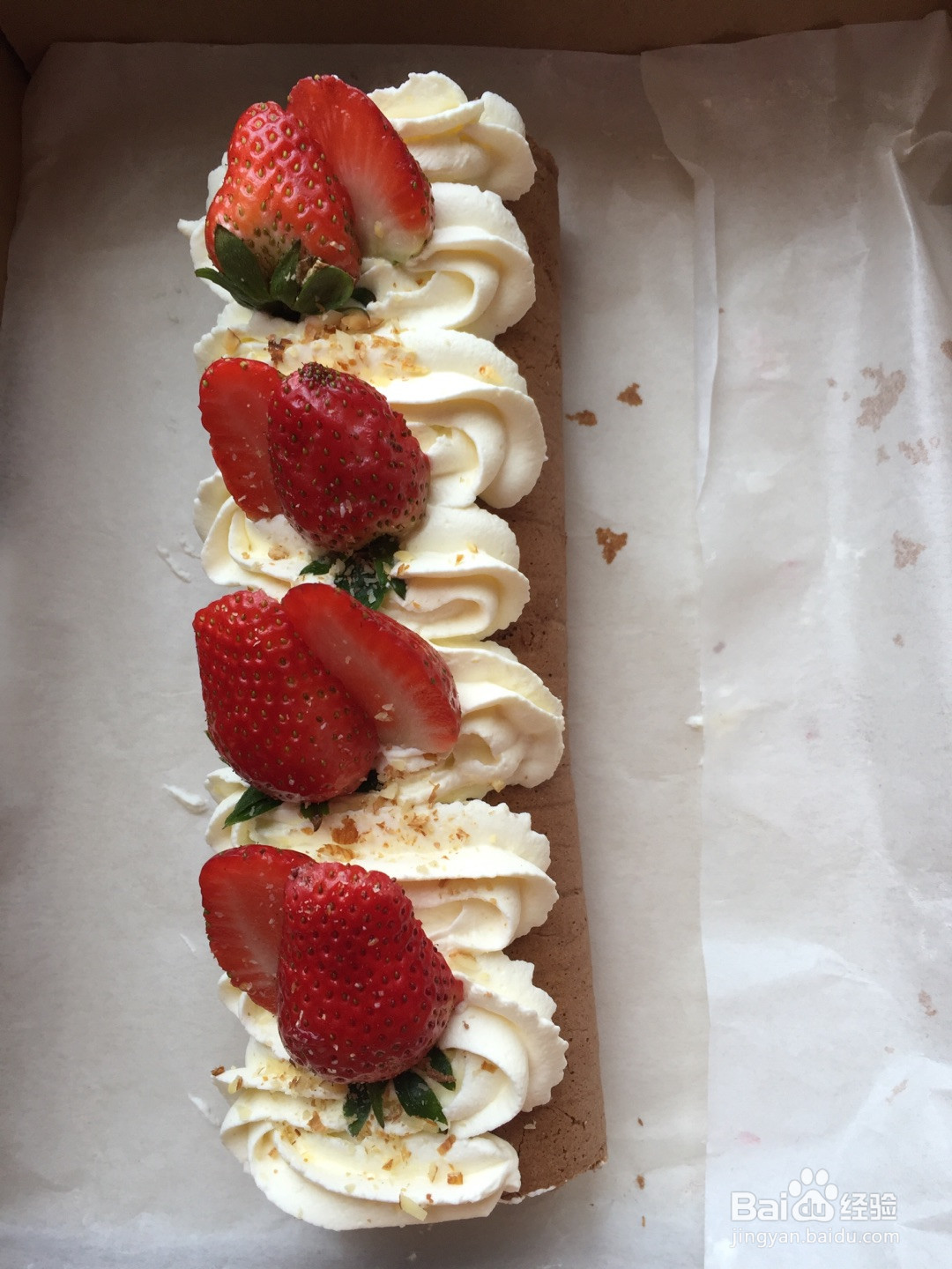 草莓蛋糕卷的做法