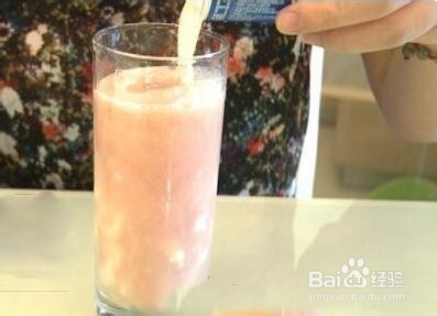 石榴不用一颗一颗剥来吃的方法