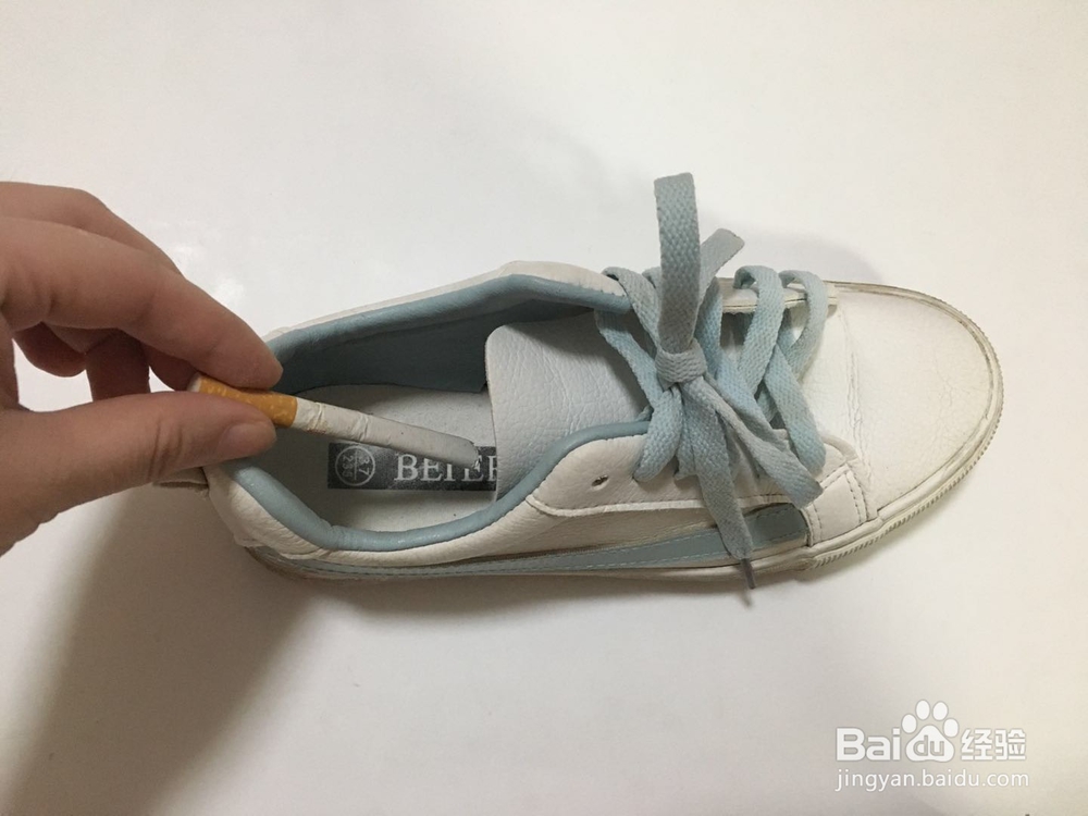 鞋子有臭味难去除,教你三招,轻松解决鞋臭烦恼