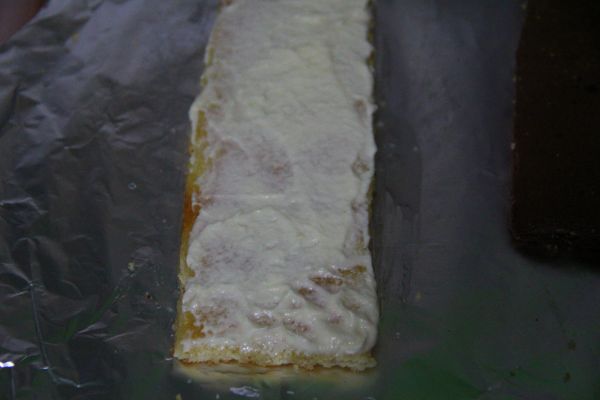 双色棋格奶油蛋糕