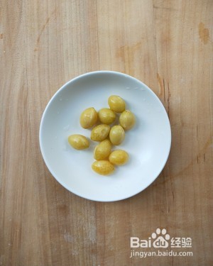 教你怎么做圣诞蔬菜花环沙拉