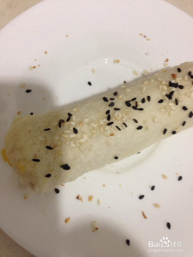 蛋黄酱吐司卷的做法