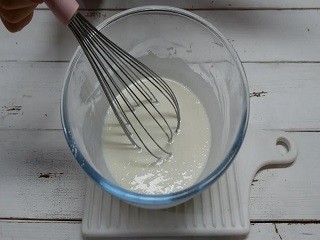 紫薯坚果拉丝软欧怎么做？