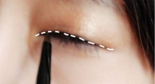 怎样打造人气演绎日系芭比妆