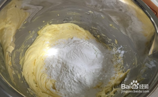 如何制作干果核桃磅蛋糕