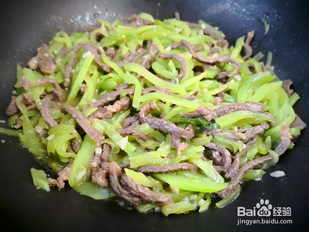 莴笋炒牛肉的做法