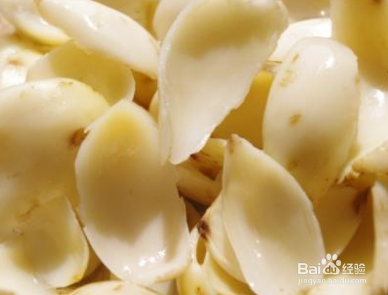 哪些食物有助于促进孩子的睡眠