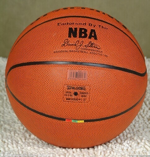 怎么选一个好的篮球