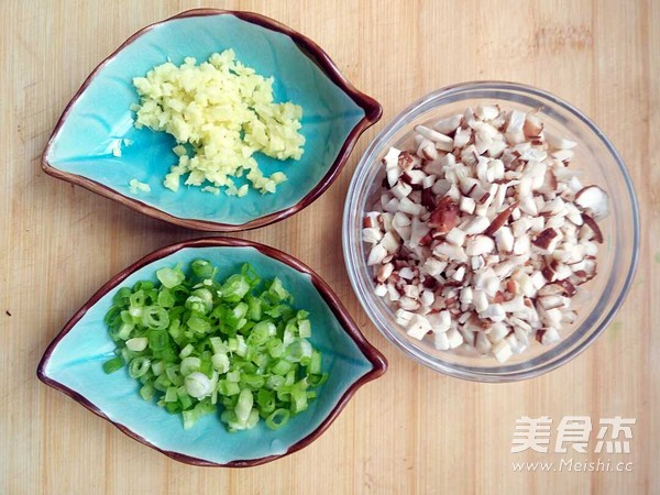 猪肉香菇煎包