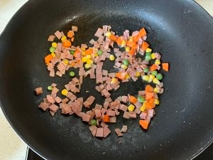 怎么做培根芦笋蛋炒饭