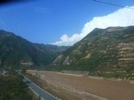 穷游新疆天山大峡谷