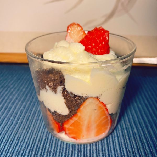 草莓奥利奥雪媚娘