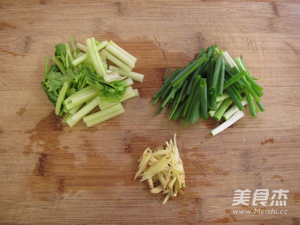 冬日暖身菜——芹香羊肉
