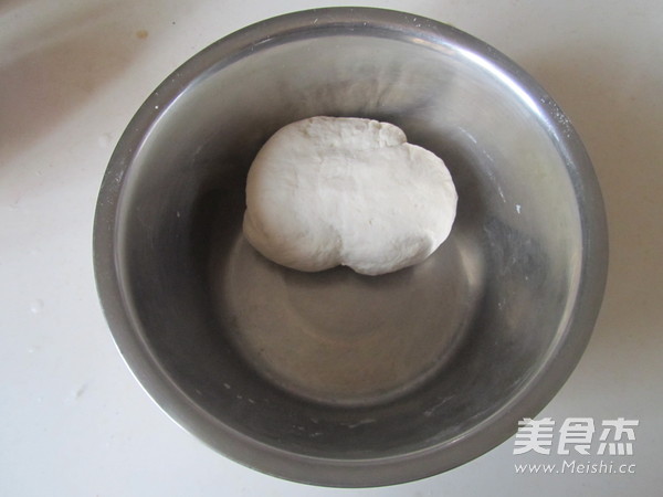 荠菜猪肉馅饼