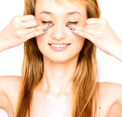 快速消除眼周皱纹