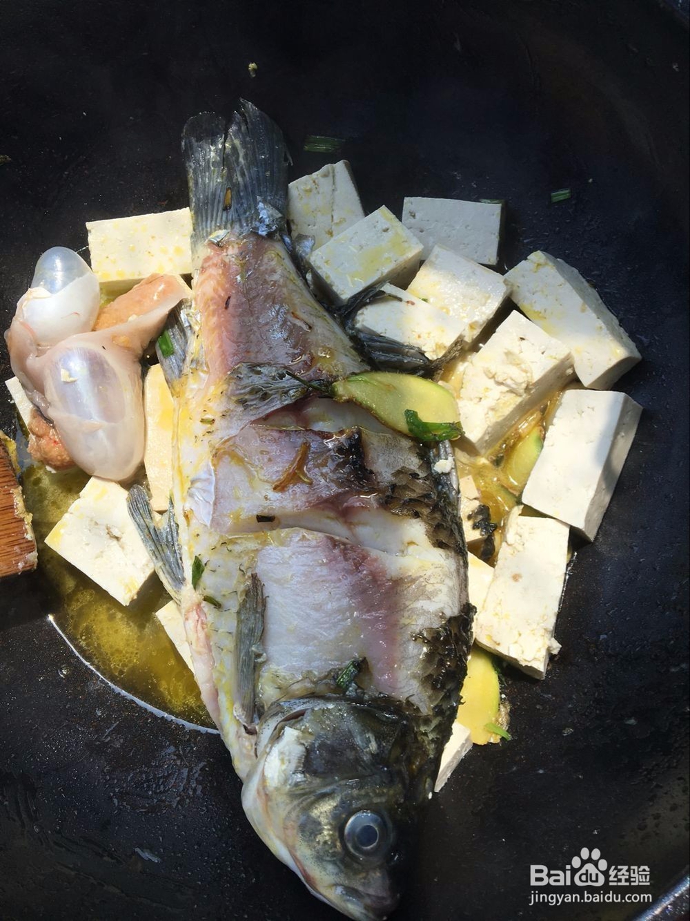 鲫鱼豆腐汤怎么烧？