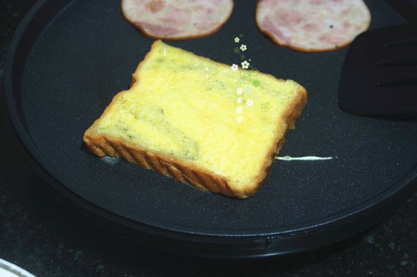 芝士黑芝麻三明治