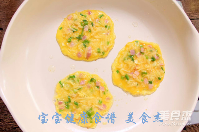 土豆培根鸡蛋饼  宝宝健康食谱