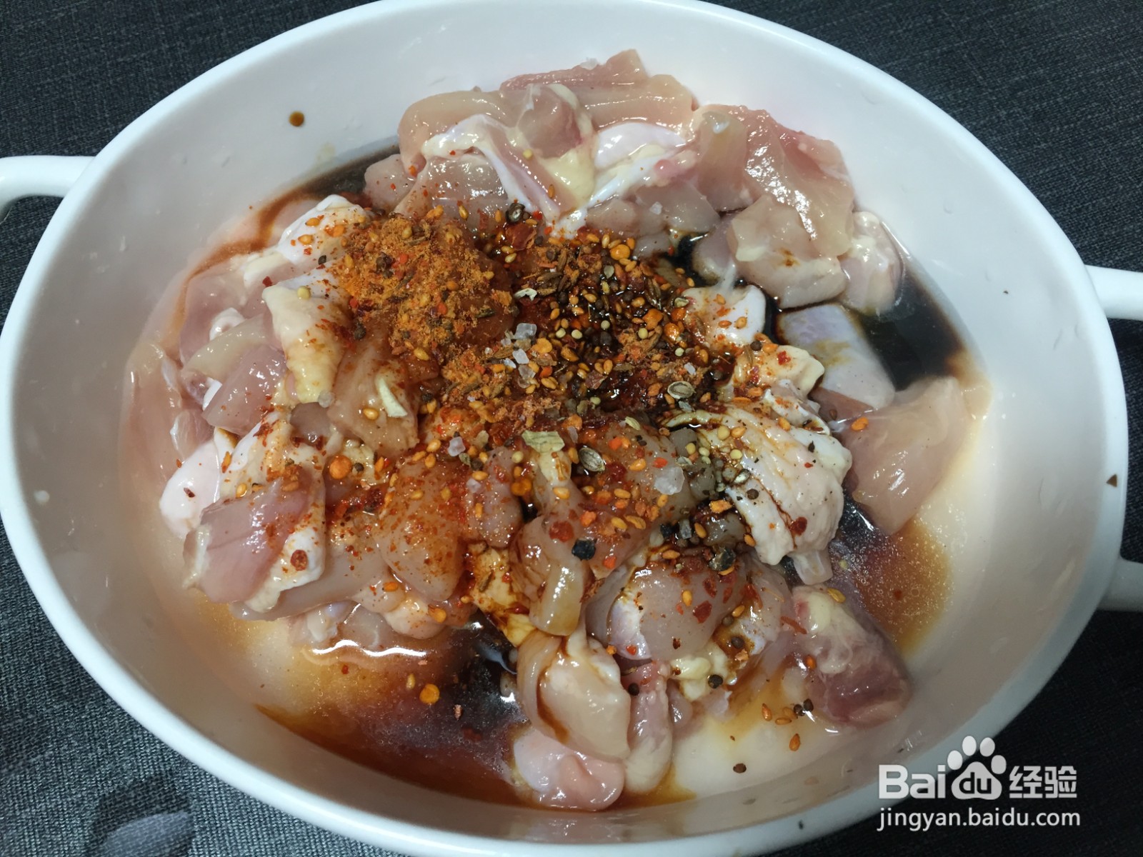 小茴香面皮青椒鸡肉披萨