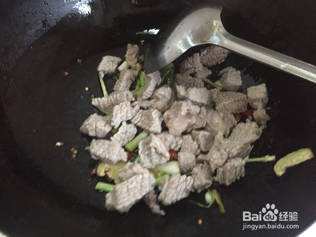 番茄炖牛腩的做法