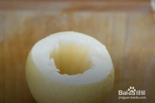 冰糖炖雪梨的做法?