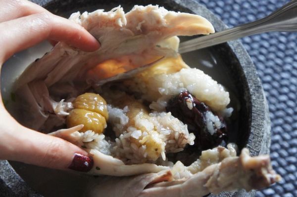 寒冬里的温暖 — 韩式参鸡汤