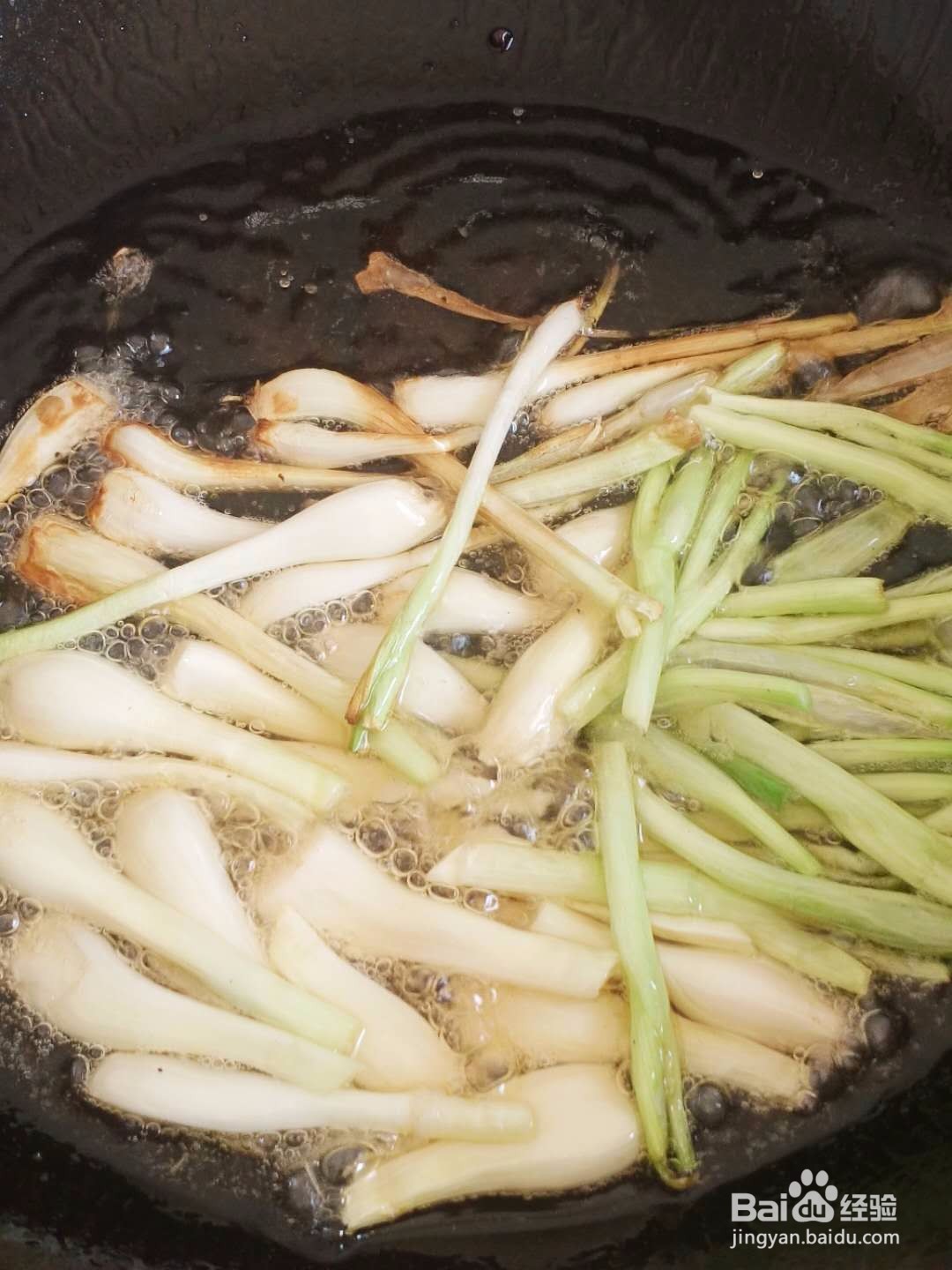 巨好吃懒人必备“葱油拌面”