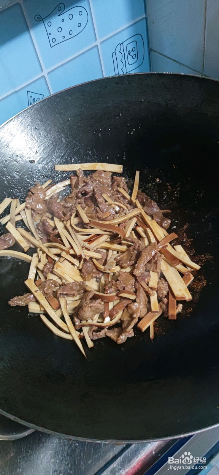 鸡蛋干牛肉的做法