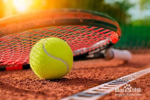 网球怎样打下旋球