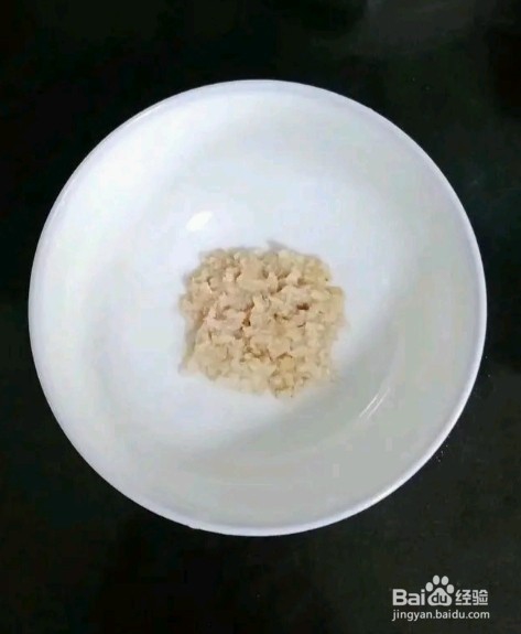 虾皮番茄鸡蛋饼的步骤