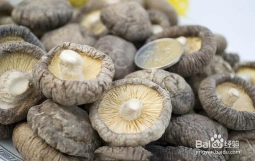 常吃这些食物能帮你降血脂