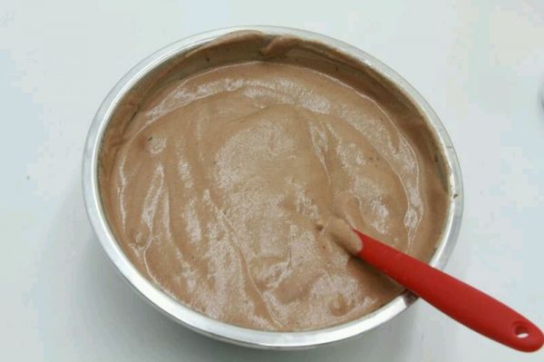 巧克力草莓裸蛋糕