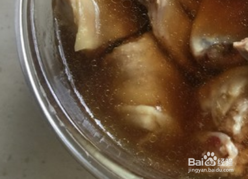 如何烹饪槽香三黄鸡？