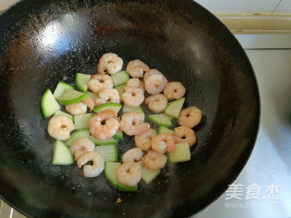 青翠虾仁的做法