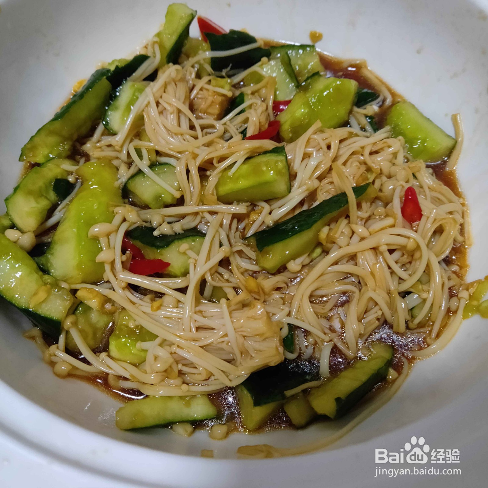 凉拌黄瓜金针菇的做法